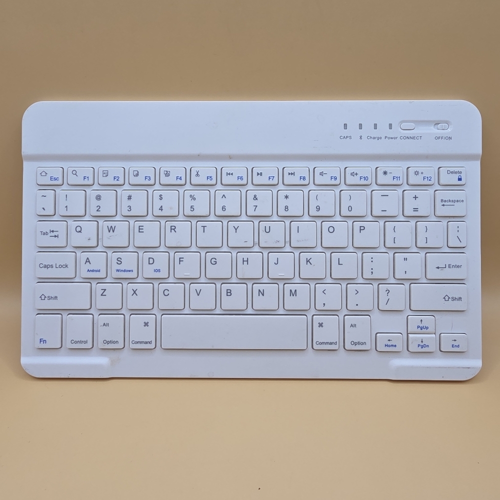 Ultra-Slim Bluetooth Keyboard 9.5" Portable white